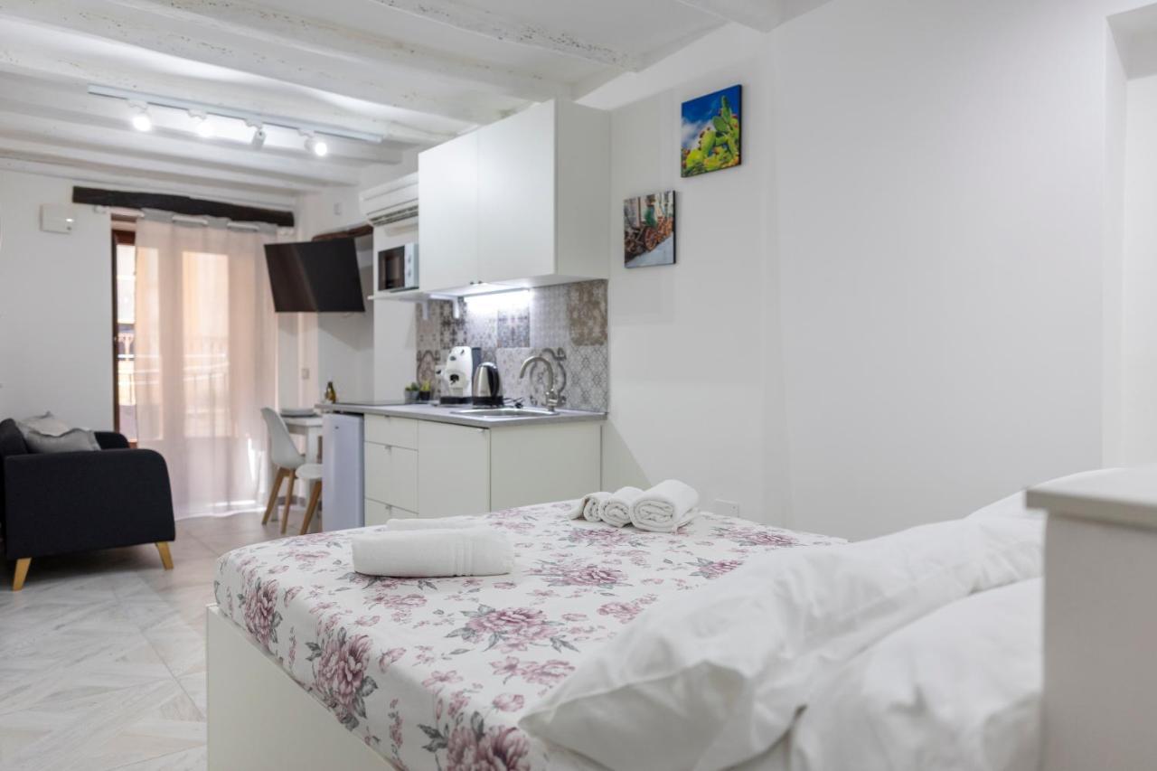 Aurora House Suite Cefalu Exterior photo