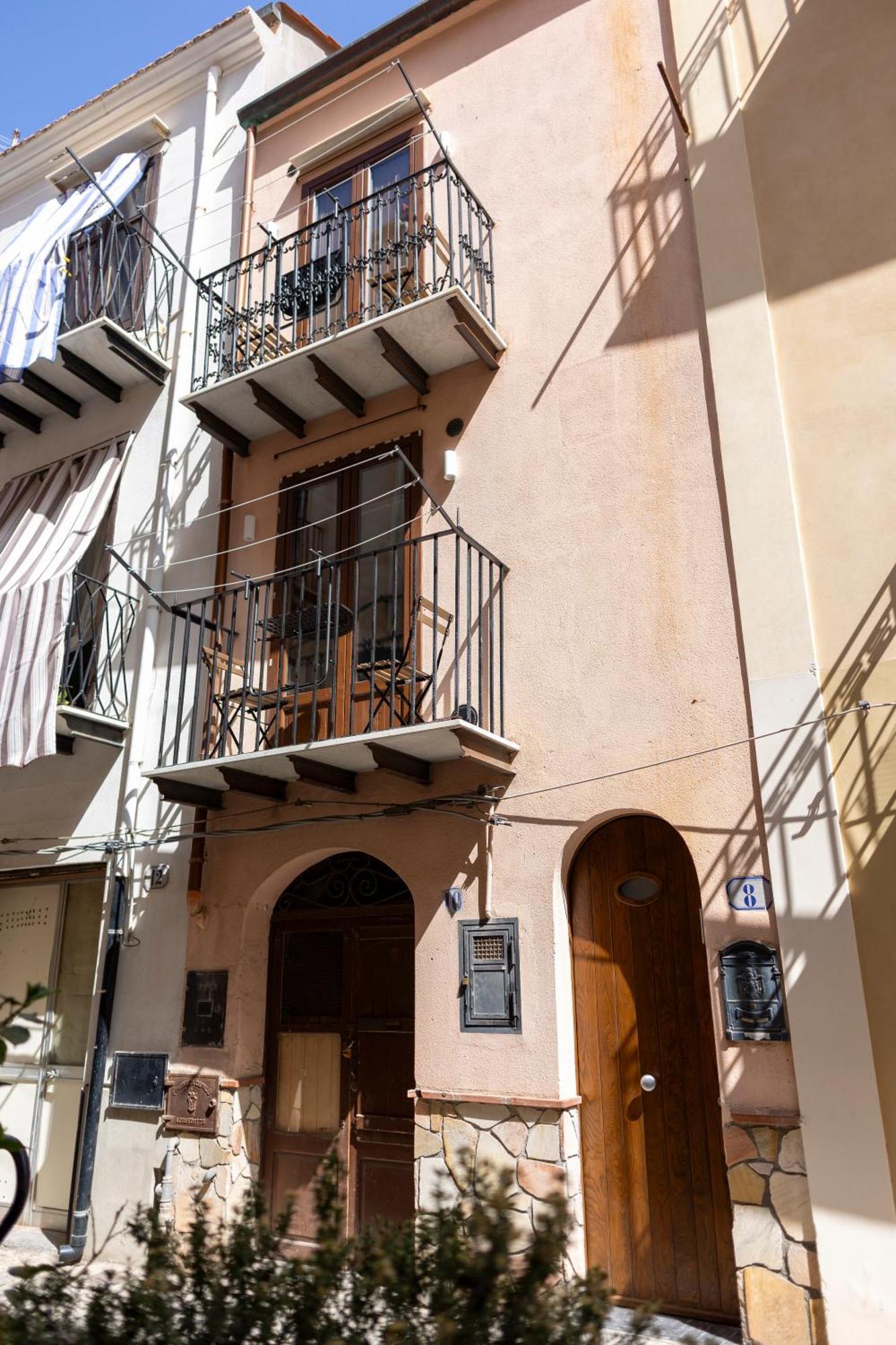 Aurora House Suite Cefalu Exterior photo